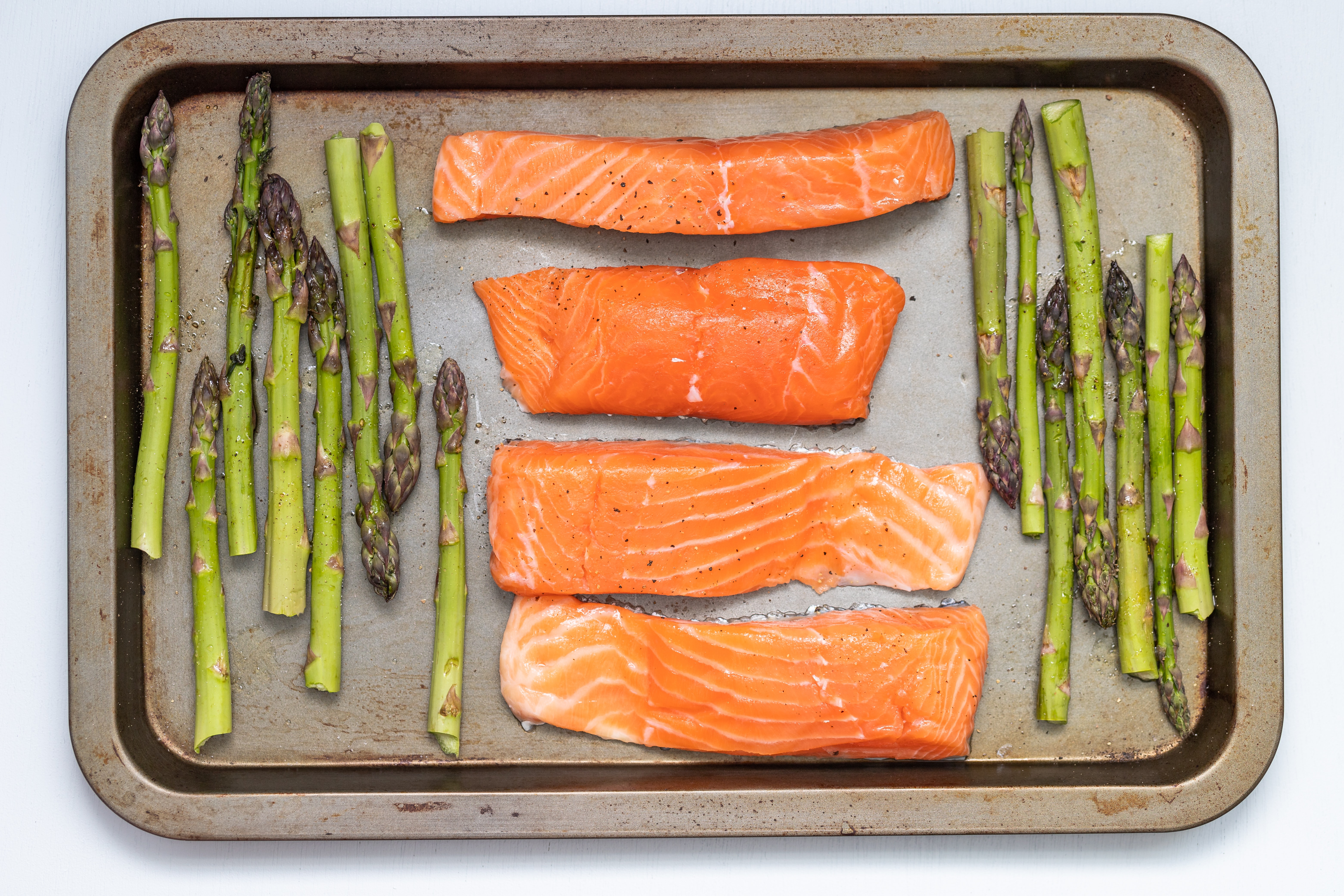 baking sheet with salmon and asparagus